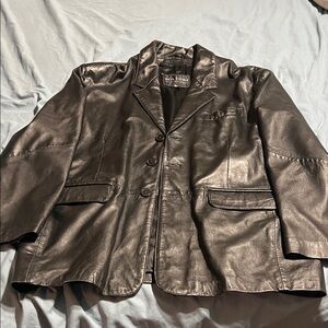 Wilson Women's Sleek Black Leather Jacket